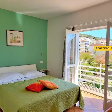 Apartamento Orange 2+2 *